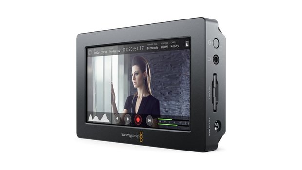 Blackmagic video assist 5 inch